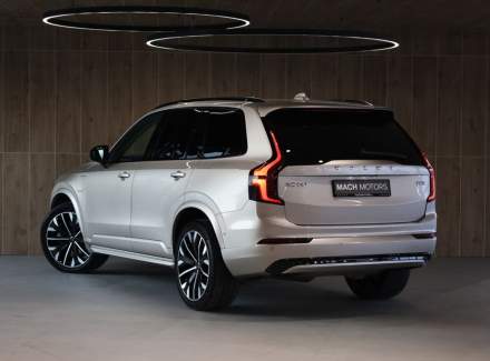 Volvo - XC90