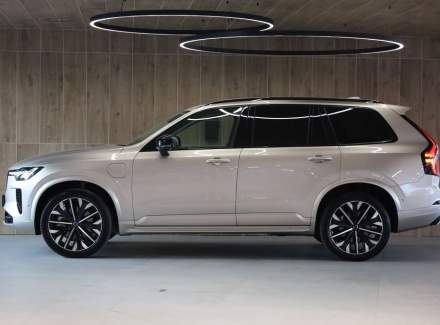 Volvo - XC90