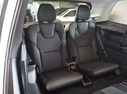 Volvo - XC90