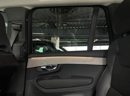 Volvo - XC90