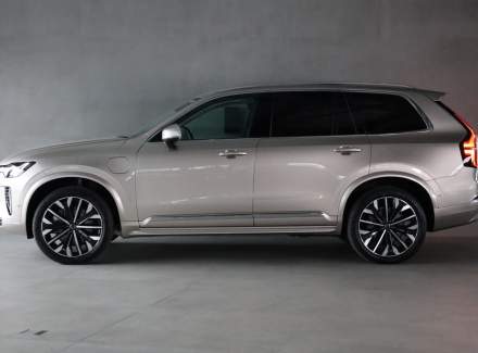 Volvo - XC90