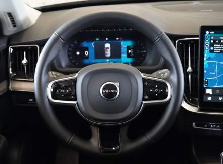 Volvo - XC90
