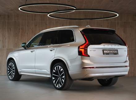 Volvo - XC90