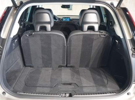 Volvo - XC90