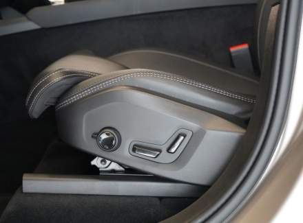 Volvo - XC90