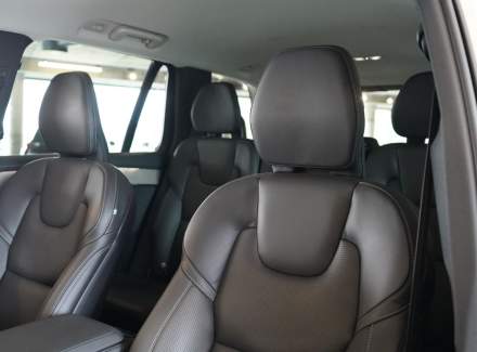 Volvo - XC90