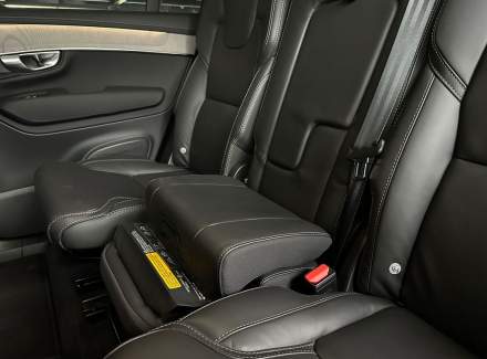 Volvo - XC90