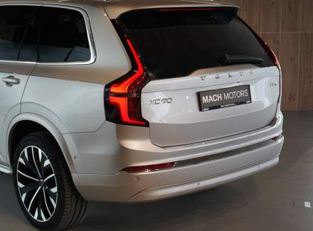 Volvo - XC90