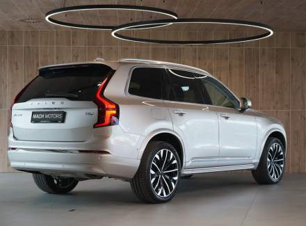 Volvo - XC90