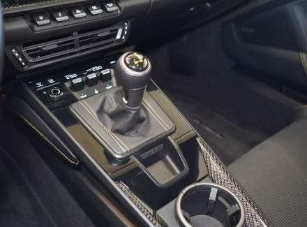 Porsche - 911