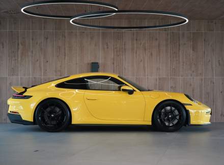 Porsche - 911