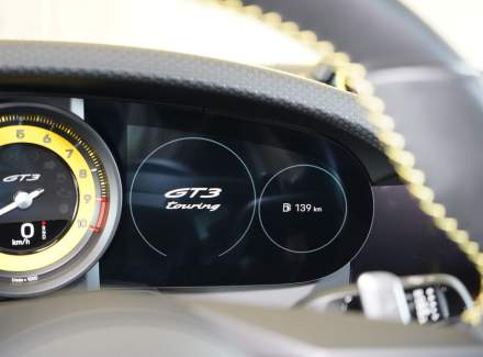 Porsche - 911