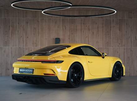 Porsche - 911