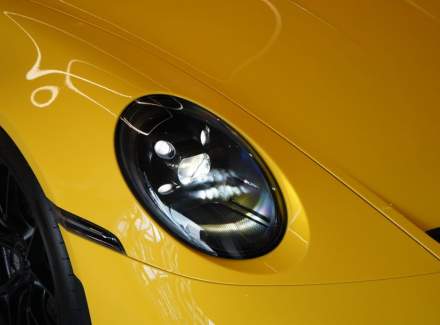 Porsche - 911