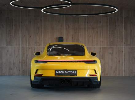 Porsche - 911