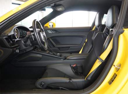 Porsche - 911