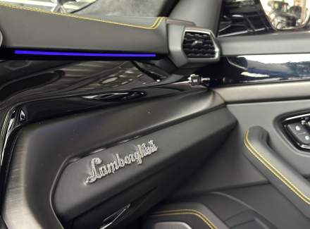 Lamborghini - Urus