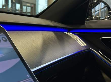 Mercedes-Benz - S-class