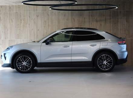 Porsche - Macan
