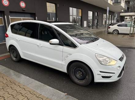 Ford - S-MAX
