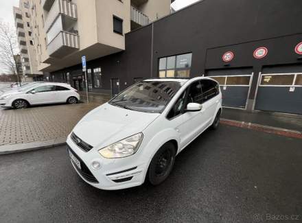 Ford - S-MAX