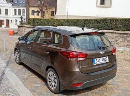 Kia - Carens