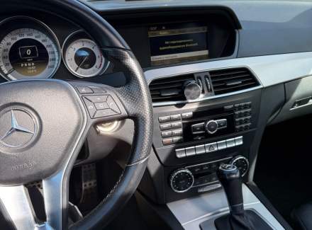Mercedes-Benz - C-class