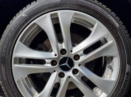 Mercedes-Benz - C-class