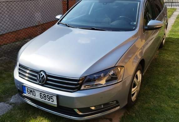 Volkswagen - Passat