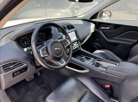 Jaguar - F-Pace