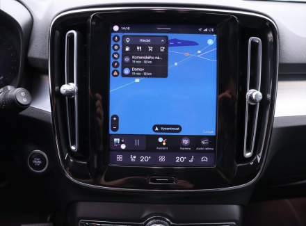 Volvo - XC40