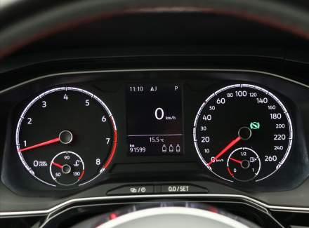 Volkswagen - Polo