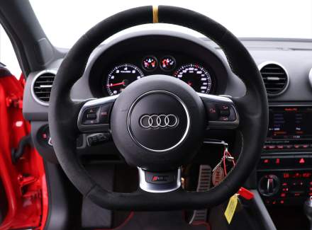 Audi - RS 3