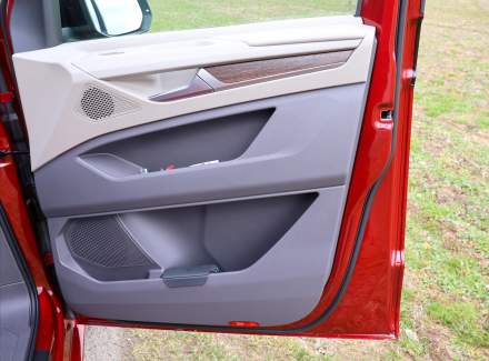 Volkswagen - Multivan