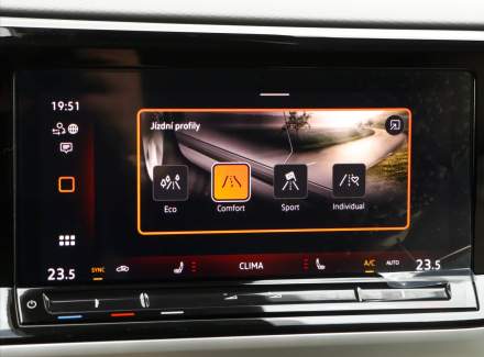 Volkswagen - Multivan