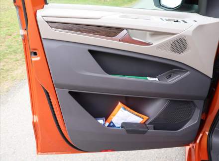 Volkswagen - Multivan