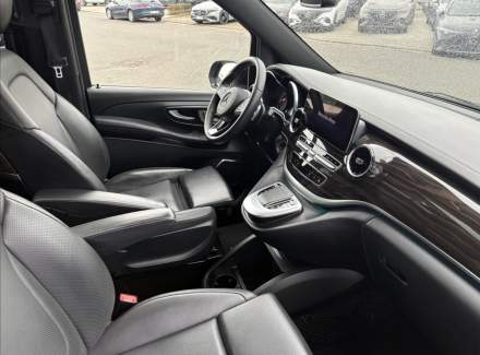 Mercedes-Benz - V-class