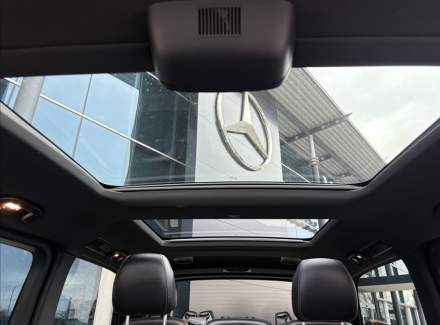 Mercedes-Benz - V-class