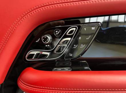 Land Rover - Range Rover