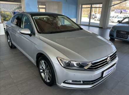 Volkswagen - Passat