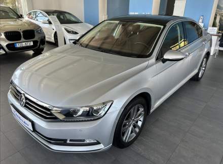Volkswagen - Passat