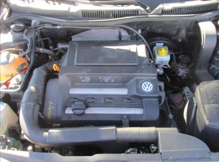 Volkswagen - Golf