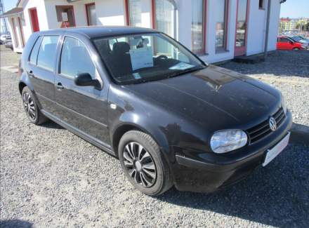 Volkswagen - Golf
