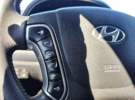 Hyundai - Santa FE