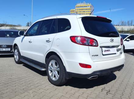 Hyundai - Santa FE
