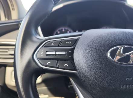 Hyundai - Santa FE