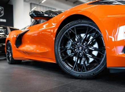 Chevrolet - Corvette