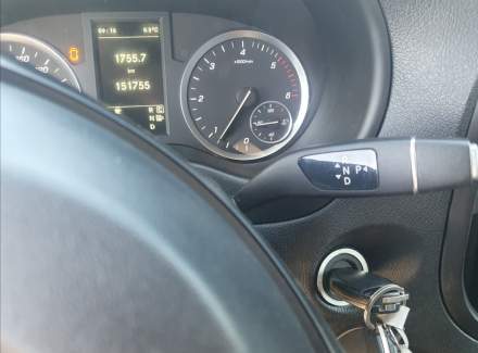 Mercedes-Benz - Vito