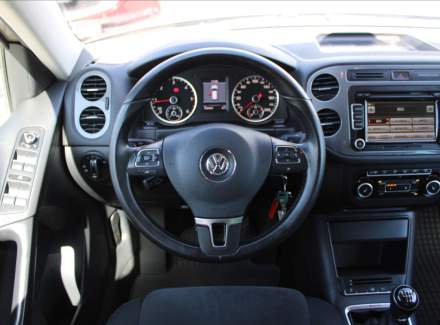 Volkswagen - Tiguan