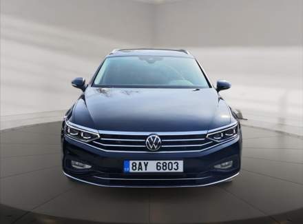 Volkswagen - Passat